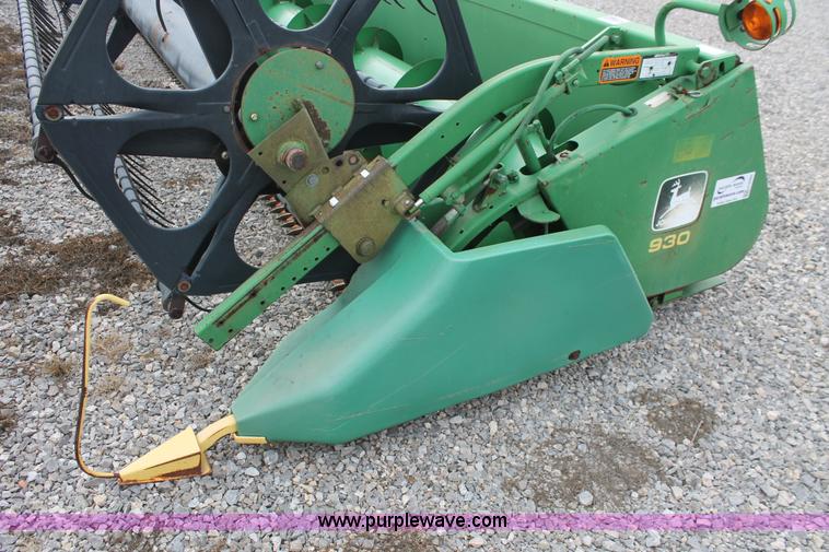 image for item H5985 1996 John Deere 930F flex head