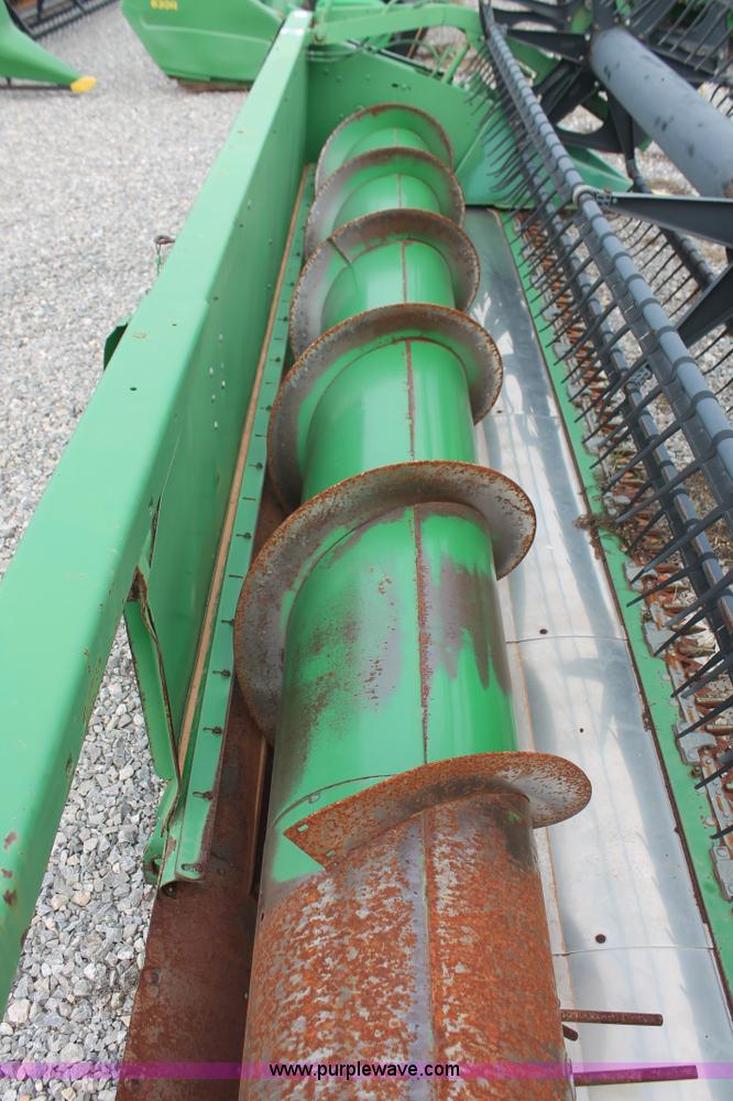 image for item H5985 1996 John Deere 930F flex head