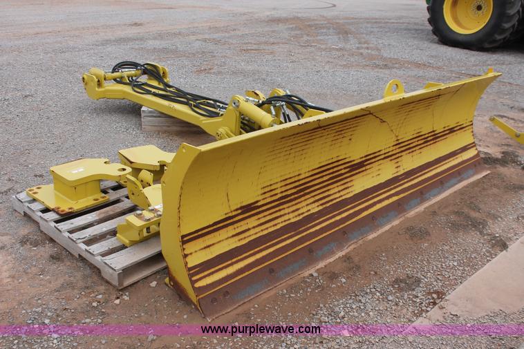image for item H5990 2012 Degelman 10-46/57 four-way dozer blade