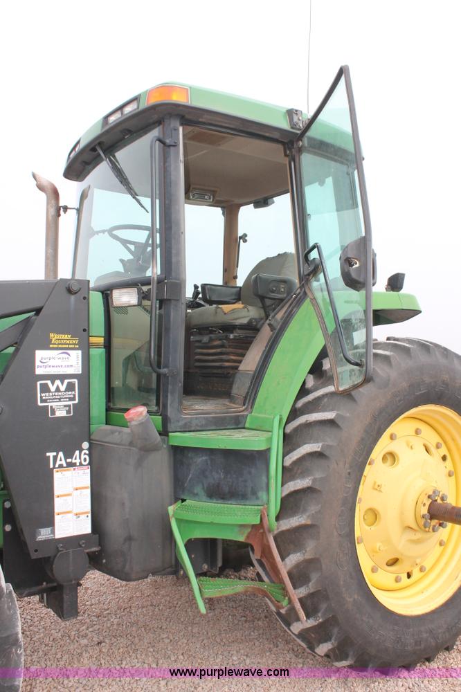 image for item H5991 1994 John Deere 7800 MFWD tractor