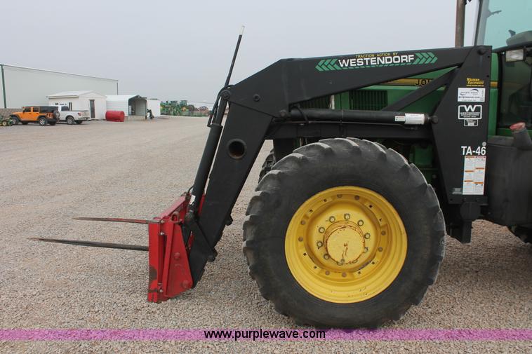 image for item H5991 1994 John Deere 7800 MFWD tractor