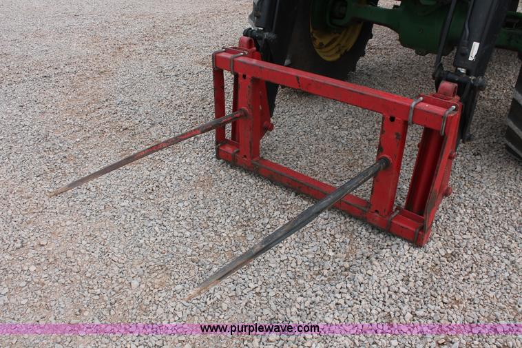 image for item H5991 1994 John Deere 7800 MFWD tractor