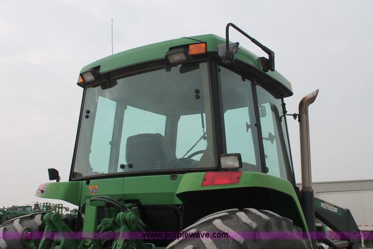 image for item H5991 1994 John Deere 7800 MFWD tractor