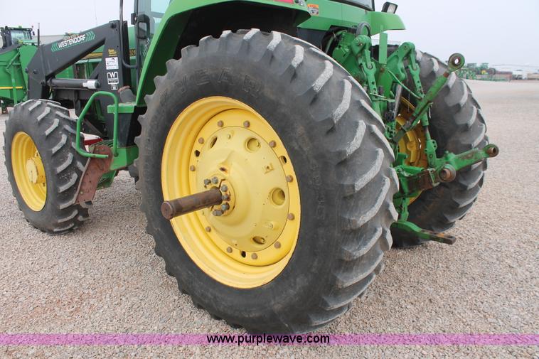 image for item H5991 1994 John Deere 7800 MFWD tractor
