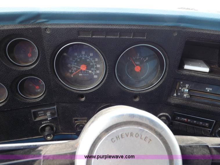 image for item H9175 1979 Chevrolet C60 grain truck