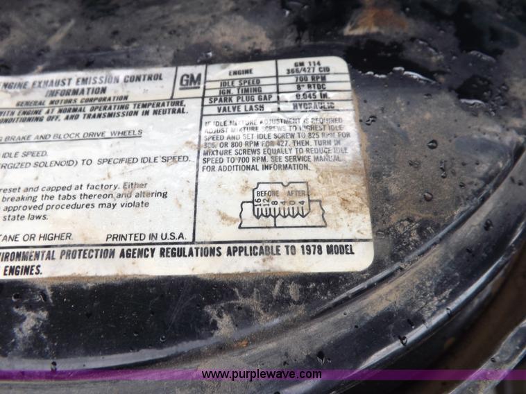 image for item H9175 1979 Chevrolet C60 grain truck