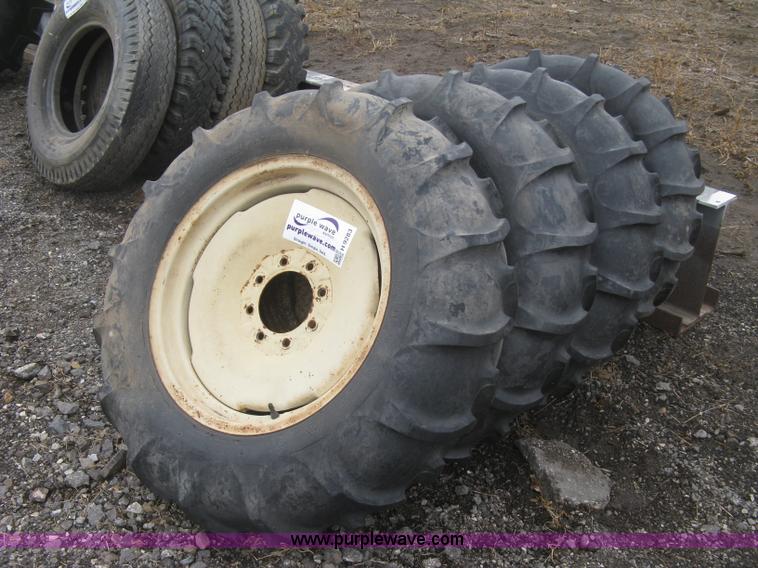 image for item H9283 (4) irrigation pivot tires and wheels