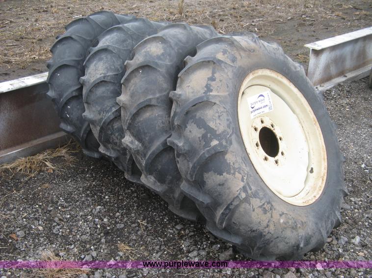 image for item H9283 (4) irrigation pivot tires and wheels