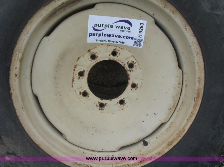 image for item H9283 (4) irrigation pivot tires and wheels