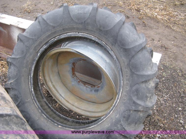 image for item H9283 (4) irrigation pivot tires and wheels