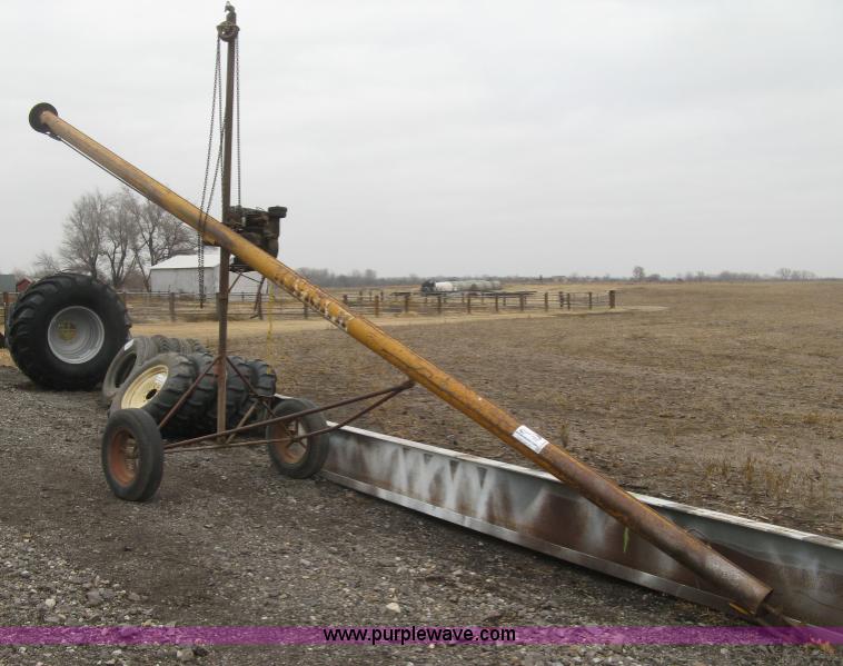 image for item H9284 Mayrath portable gas powered auger