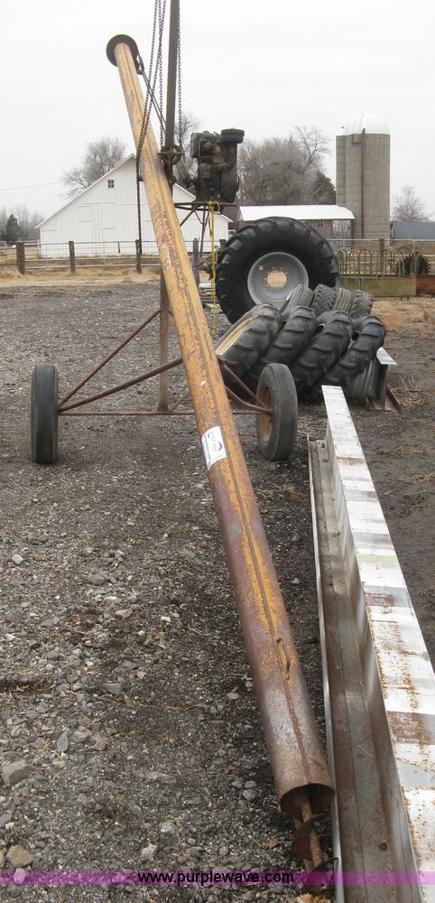 image for item H9284 Mayrath portable gas powered auger