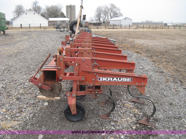 image for item H9285 Krause 4600 row cultivator