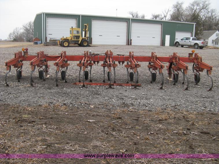 image for item H9285 Krause 4600 row cultivator