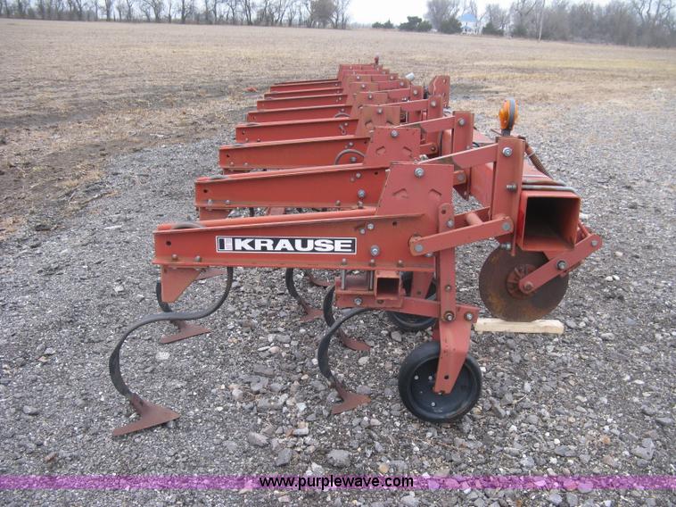 image for item H9285 Krause 4600 row cultivator