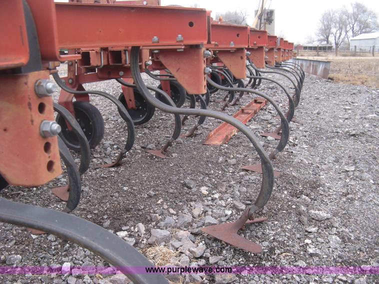 image for item H9285 Krause 4600 row cultivator