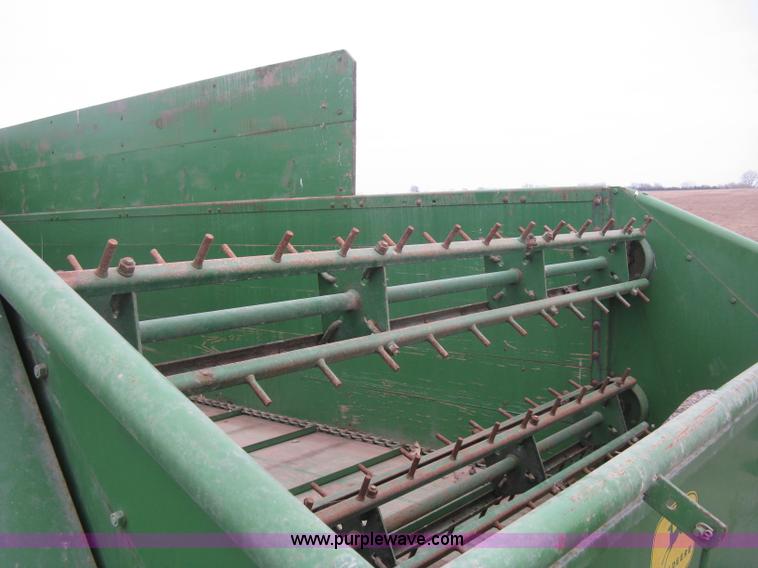 image for item H9286 John Deere 125 chuck wagon