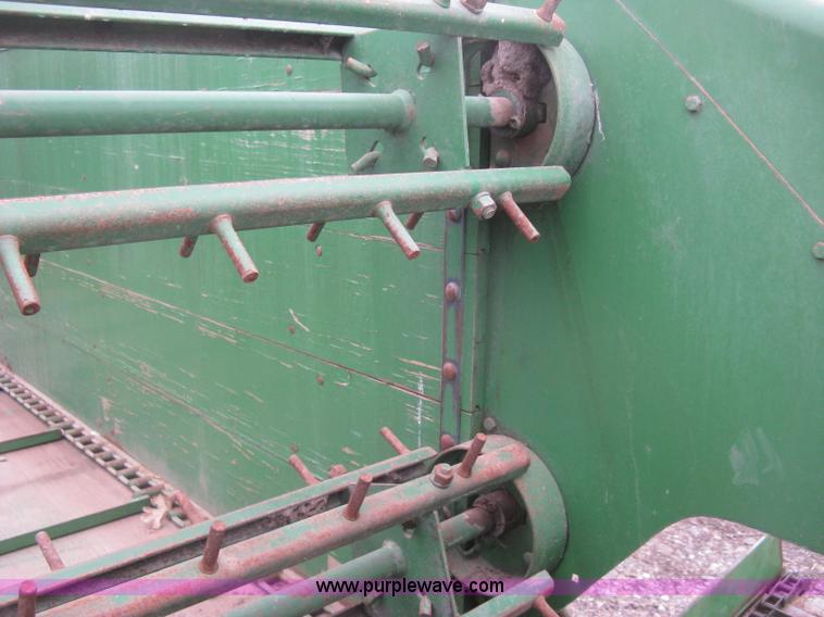 image for item H9286 John Deere 125 chuck wagon