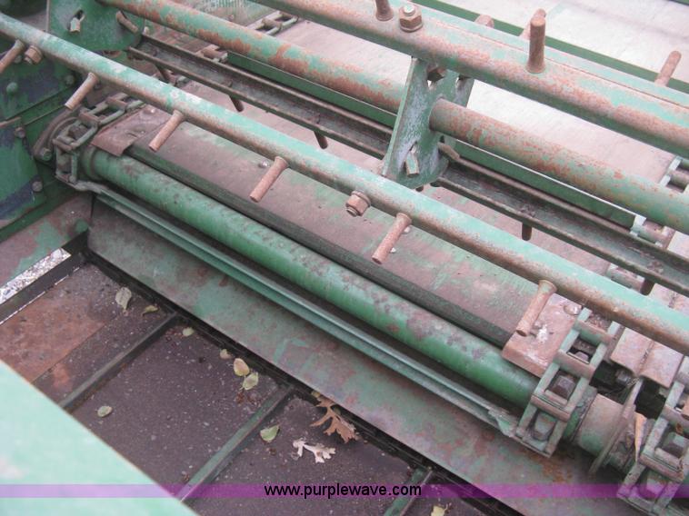 image for item H9286 John Deere 125 chuck wagon