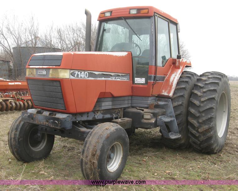 image for item H9290 1988 Case IH 7140 Magnum tractor