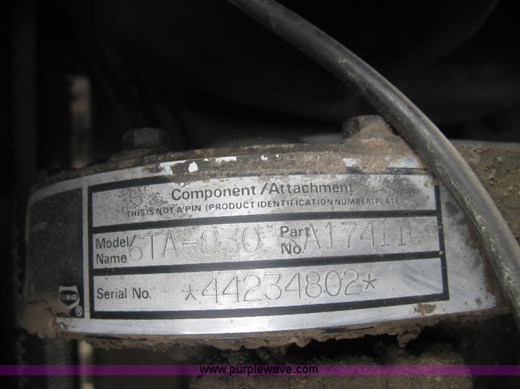 image for item H9290 1988 Case IH 7140 Magnum tractor