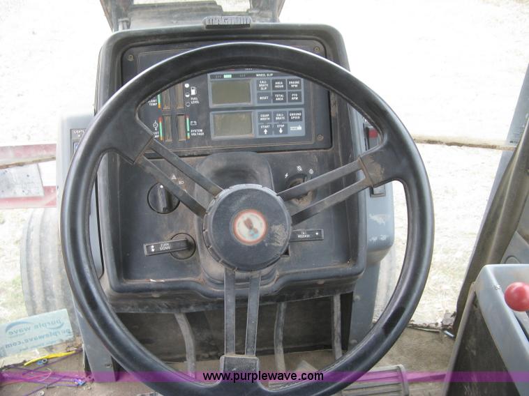 image for item H9290 1988 Case IH 7140 Magnum tractor