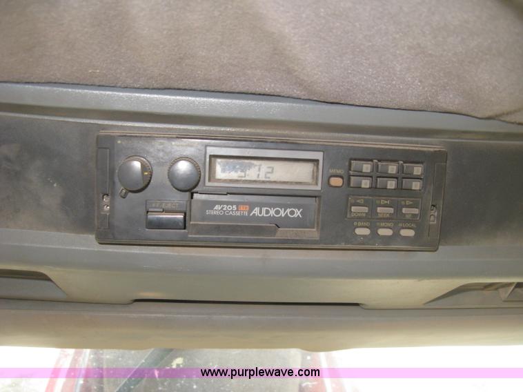 image for item H9290 1988 Case IH 7140 Magnum tractor