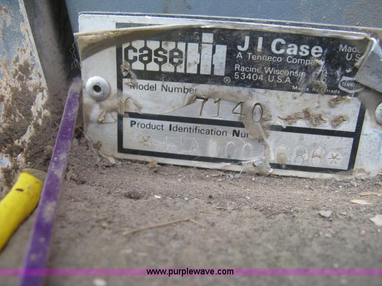 image for item H9290 1988 Case IH 7140 Magnum tractor