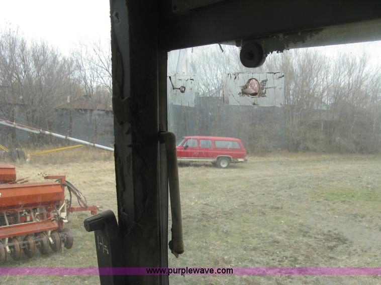 image for item H9290 1988 Case IH 7140 Magnum tractor