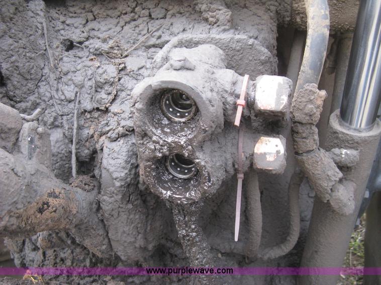 image for item H9290 1988 Case IH 7140 Magnum tractor