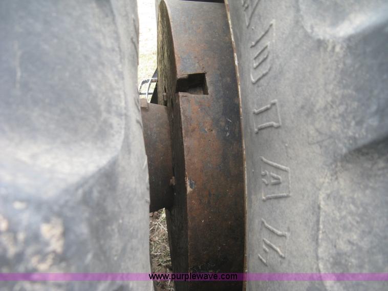 image for item H9290 1988 Case IH 7140 Magnum tractor