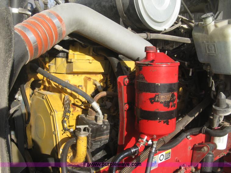 image for item H9294 2005 Kenworth T800 semi truck