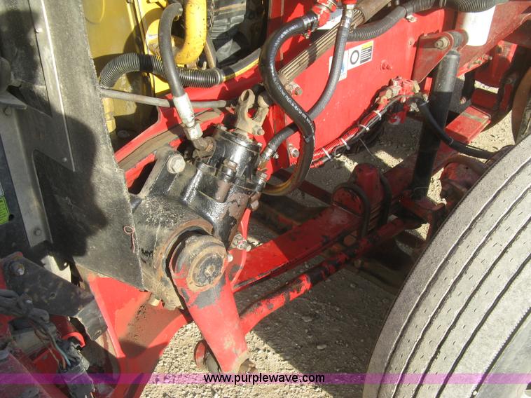 image for item H9294 2005 Kenworth T800 semi truck