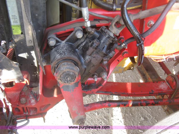 image for item H9294 2005 Kenworth T800 semi truck