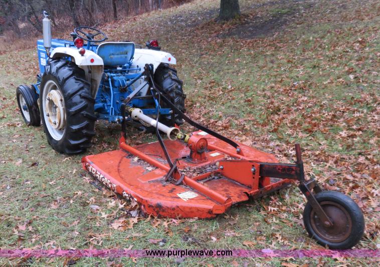 image for item I2480 1979 Ford 1700 tractor