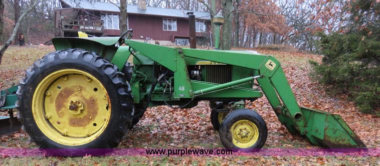 image for item I2485 1967 John Deere 2510 tractor