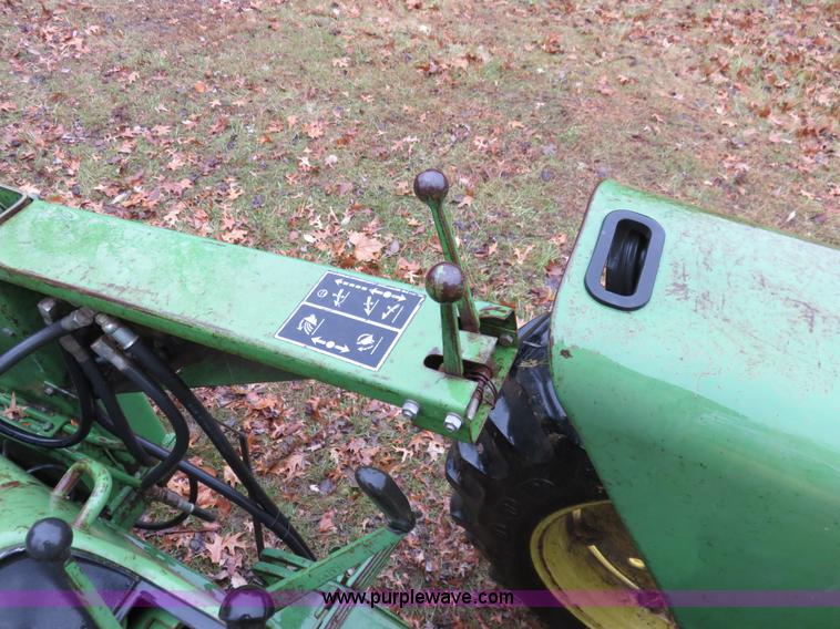 image for item I2485 1967 John Deere 2510 tractor