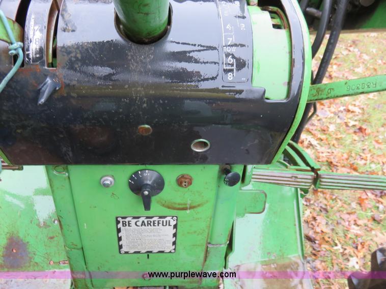 image for item I2485 1967 John Deere 2510 tractor