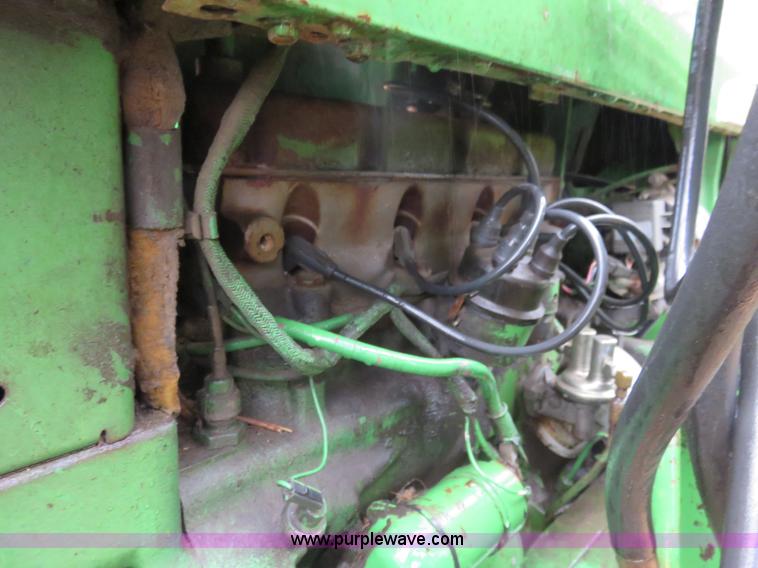image for item I2485 1967 John Deere 2510 tractor