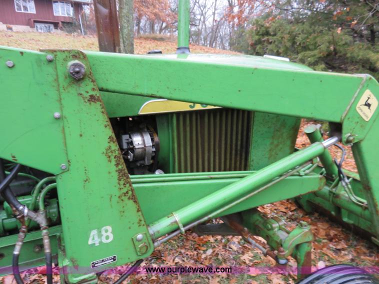 image for item I2485 1967 John Deere 2510 tractor