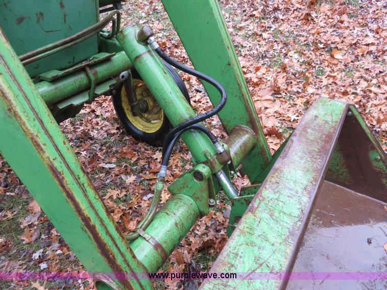 image for item I2485 1967 John Deere 2510 tractor