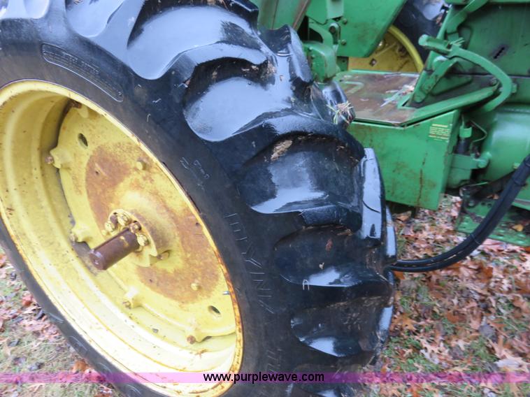 image for item I2485 1967 John Deere 2510 tractor
