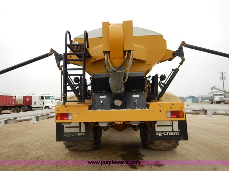 image for item I5206 Ag-Chem TerraGator 8204 Air Flow self-propelled applicator