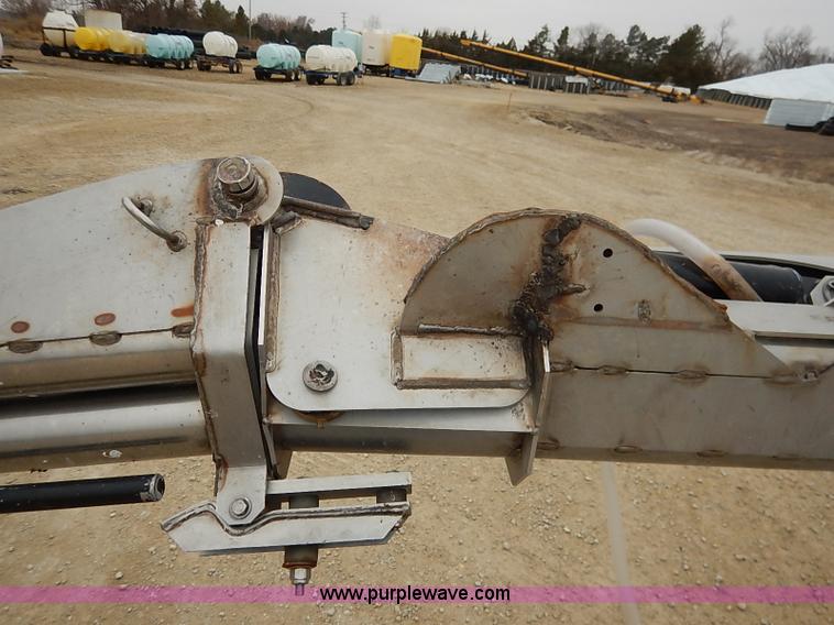 image for item I5206 Ag-Chem TerraGator 8204 Air Flow self-propelled applicator