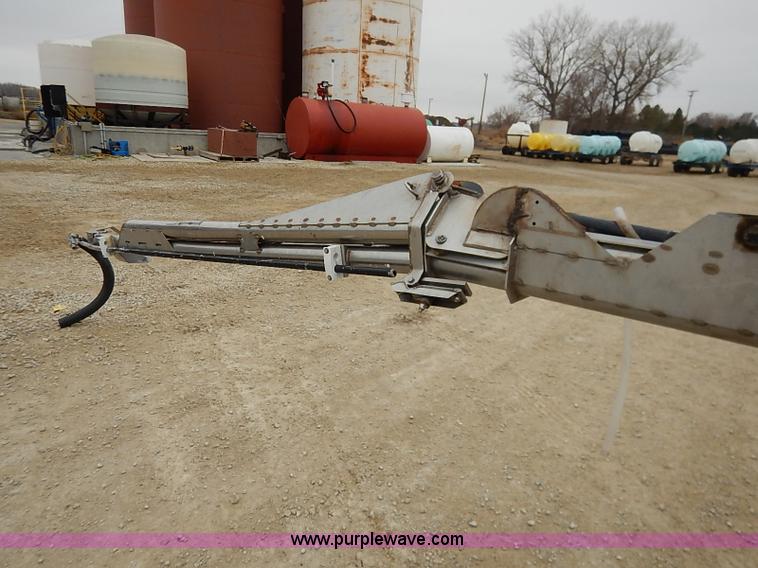 image for item I5206 Ag-Chem TerraGator 8204 Air Flow self-propelled applicator