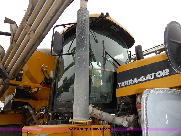 image for item I5206 Ag-Chem TerraGator 8204 Air Flow self-propelled applicator