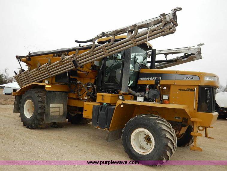 image for item I5206 Ag-Chem TerraGator 8204 Air Flow self-propelled applicator