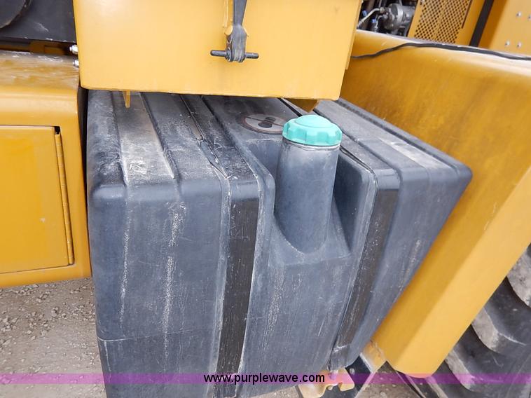 image for item I5206 Ag-Chem TerraGator 8204 Air Flow self-propelled applicator