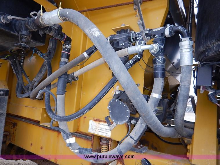 image for item I5206 Ag-Chem TerraGator 8204 Air Flow self-propelled applicator