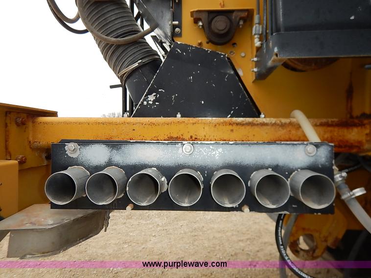 image for item I5206 Ag-Chem TerraGator 8204 Air Flow self-propelled applicator